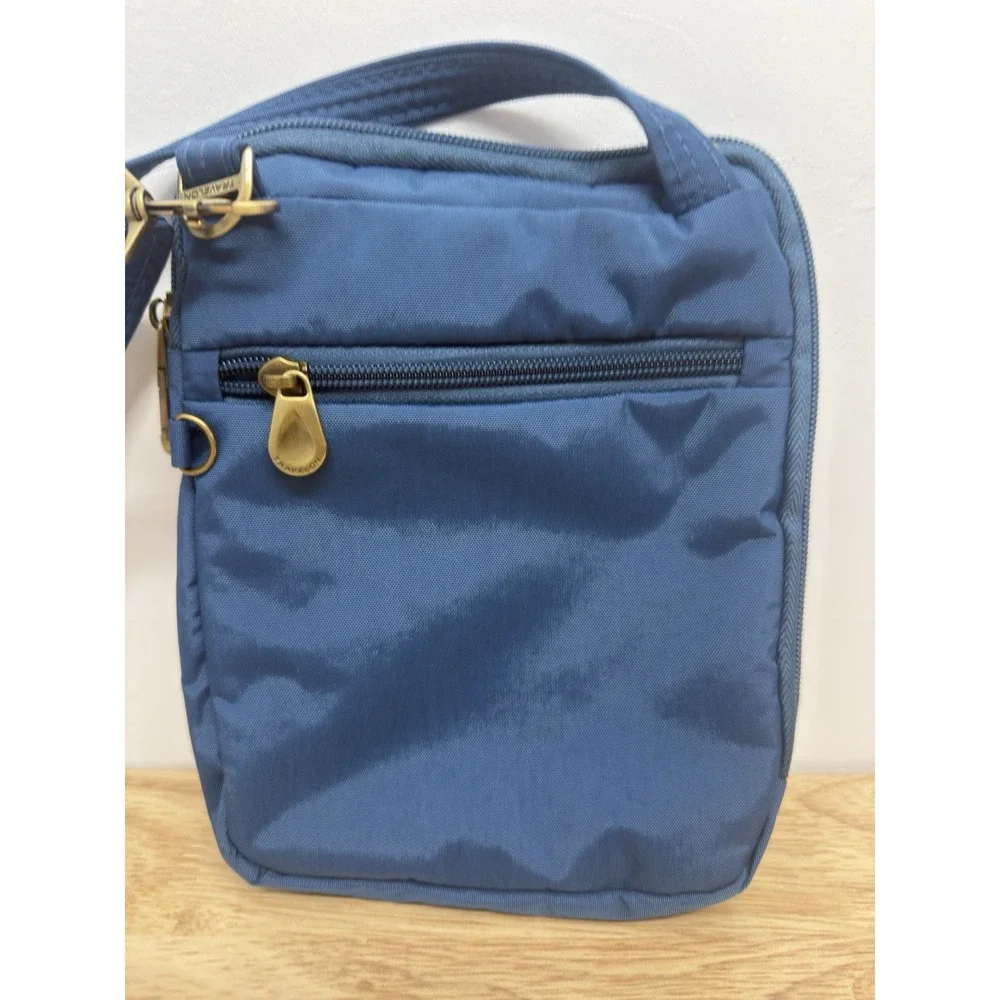 Travelon Anti-Theft Quilted‎ Signature Slim Pouch Crossbody Bag Blue Purse #43